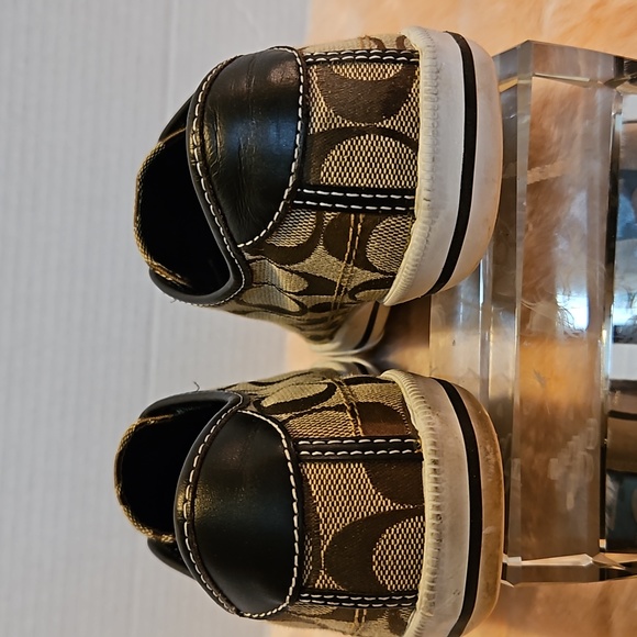 PREOWNED COACH SNEAKERS - Picture 5 of 7
